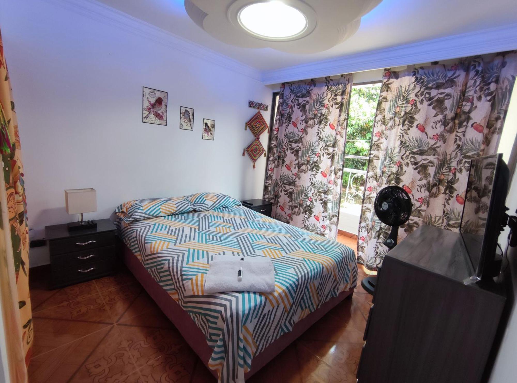 Hospedaje Casa Aurora Cali Zewnętrze zdjęcie