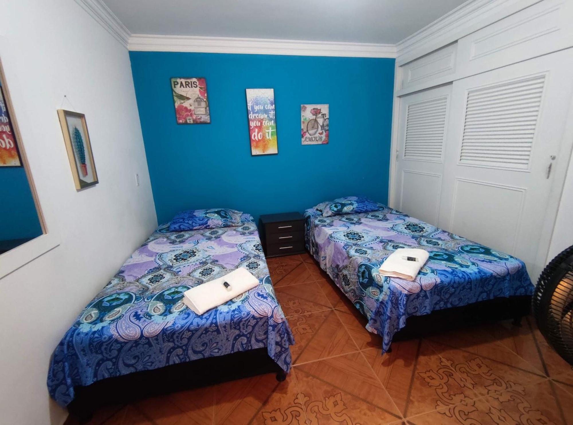 Hospedaje Casa Aurora Cali Zewnętrze zdjęcie