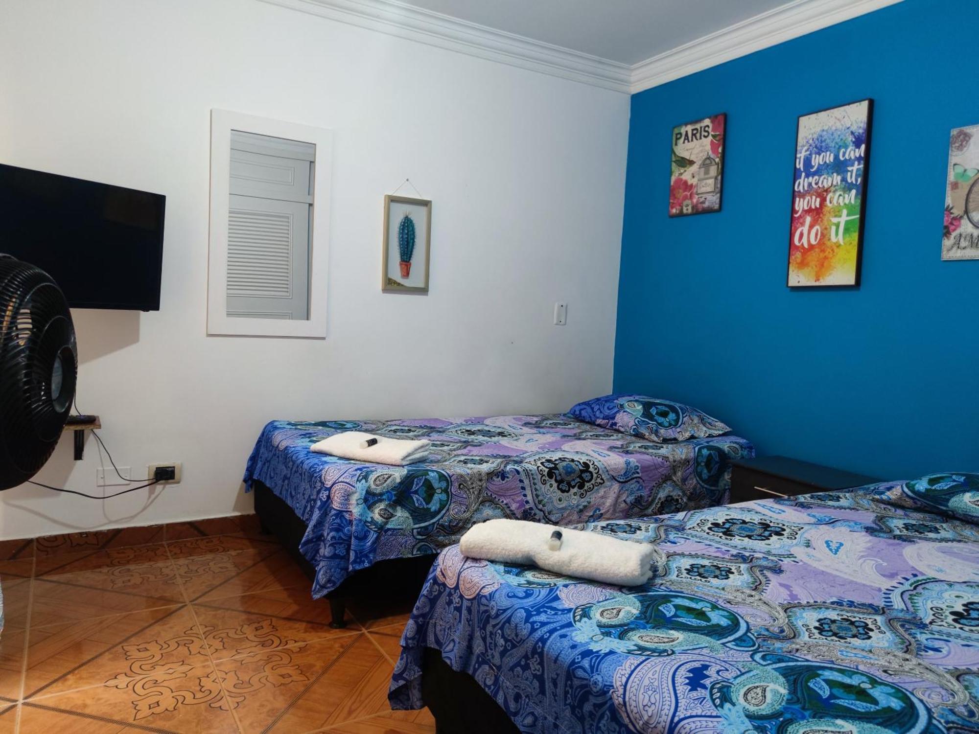 Hospedaje Casa Aurora Cali Zewnętrze zdjęcie