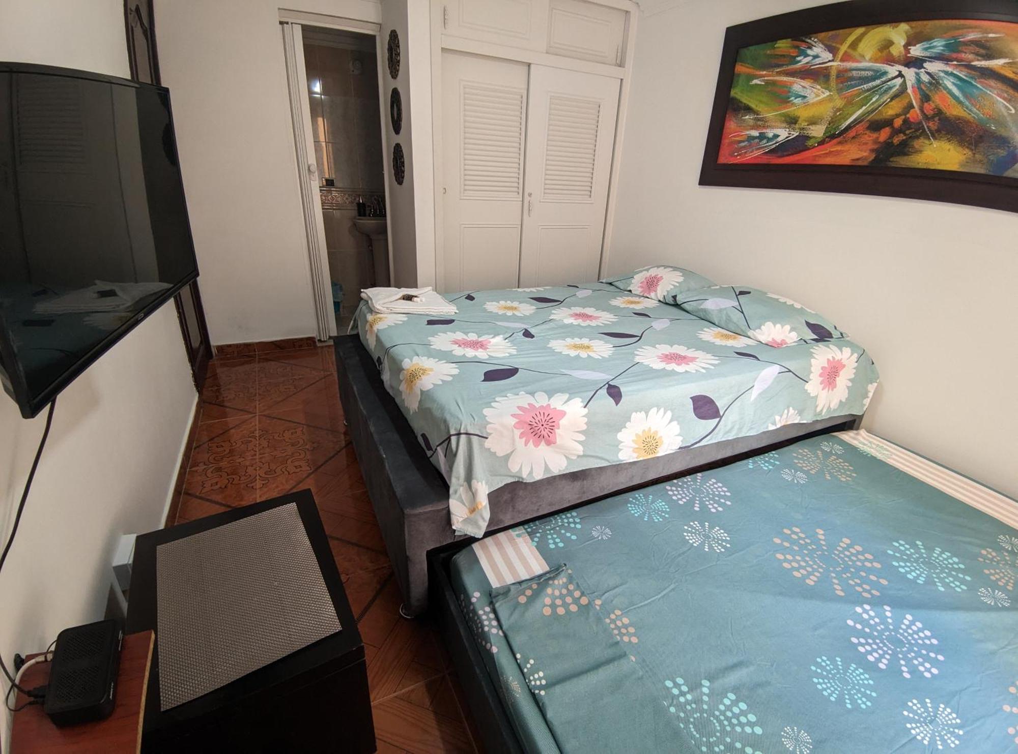 Hospedaje Casa Aurora Cali Zewnętrze zdjęcie